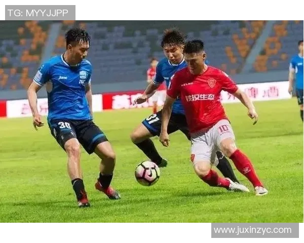 大连超越与梅县的精彩对决重播回顾赛场瞬间与精彩进球分析